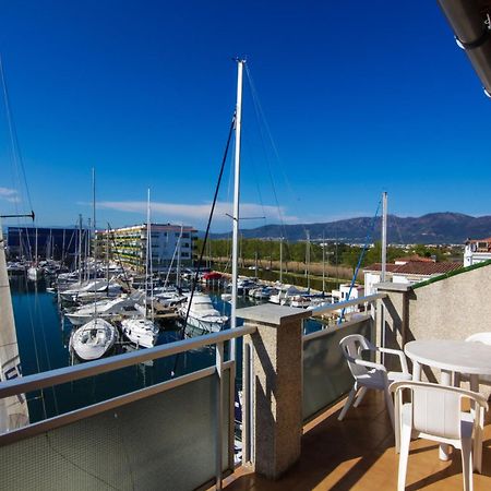 Apartmán Edificio La Sardana Empuriabrava Exteriér fotografie