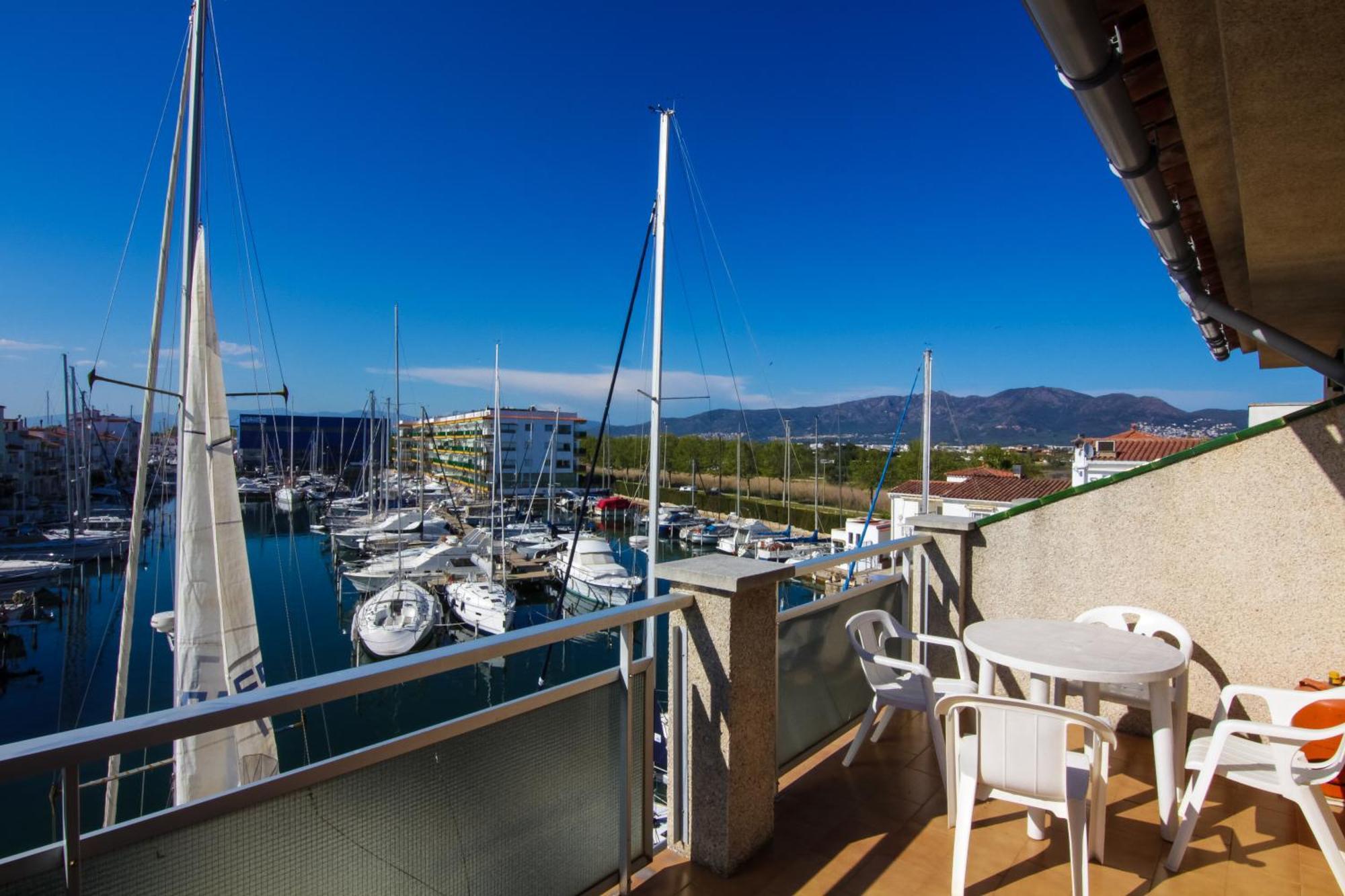 Apartmán Edificio La Sardana Empuriabrava Exteriér fotografie