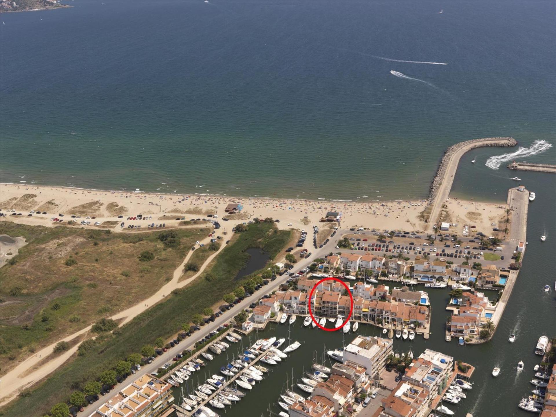 Apartmán Edificio La Sardana Empuriabrava Exteriér fotografie